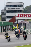 Vintage-motorcycle-club;eventdigitalimages;mallory-park;mallory-park-trackday-photographs;no-limits-trackdays;peter-wileman-photography;trackday-digital-images;trackday-photos;vmcc-festival-1000-bikes-photographs